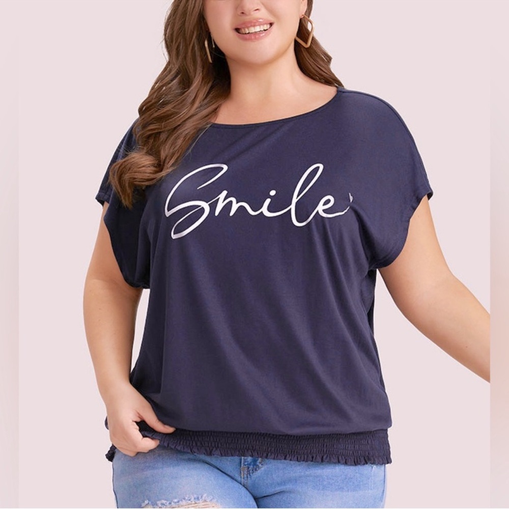 Smile 🙂  Batwing Sleeve Shirred Hem T-Shirt by BloomChic Size: 18/20 2x …